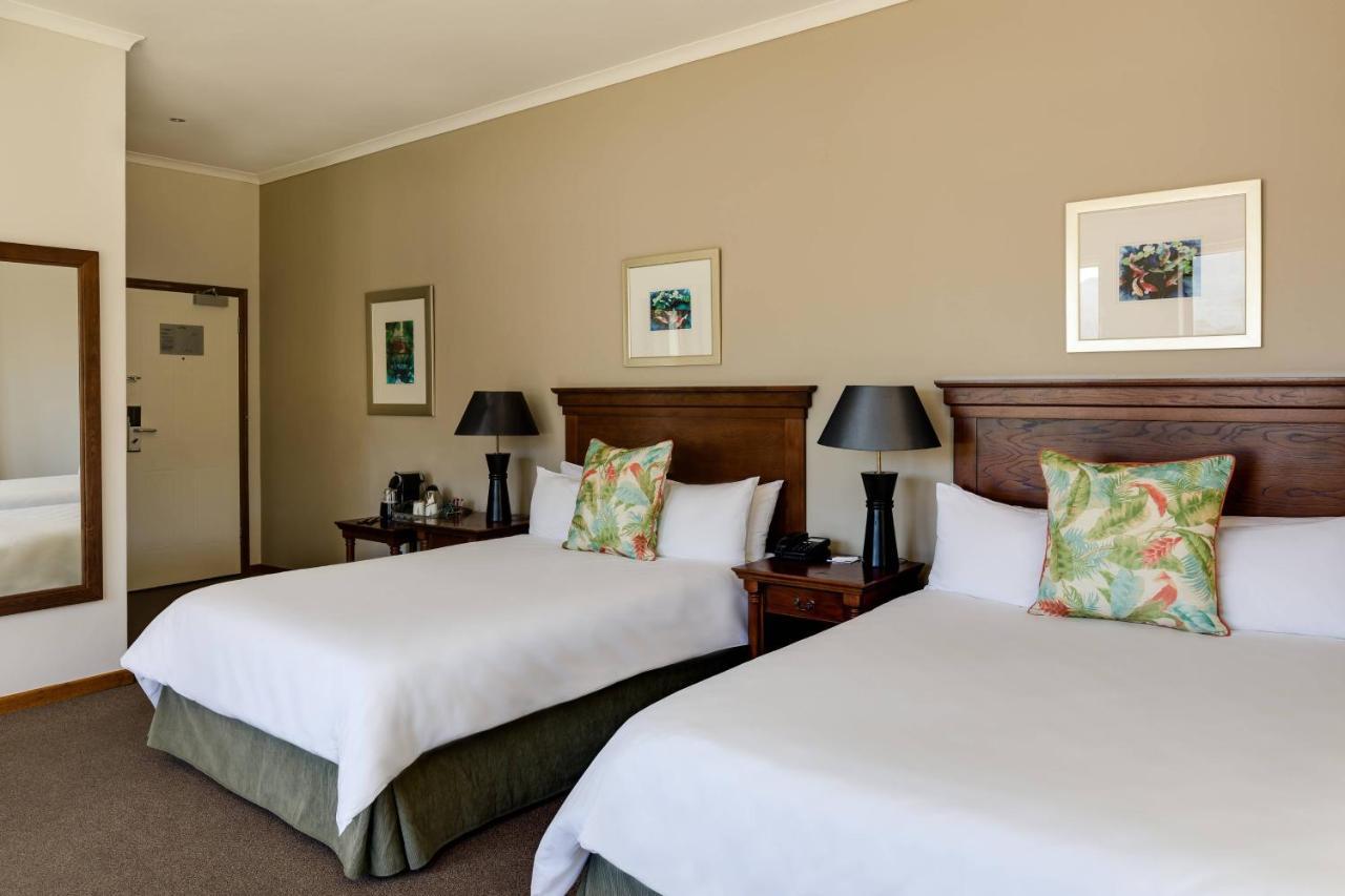 Protea Hotel By Marriott George King Джордж Екстериор снимка