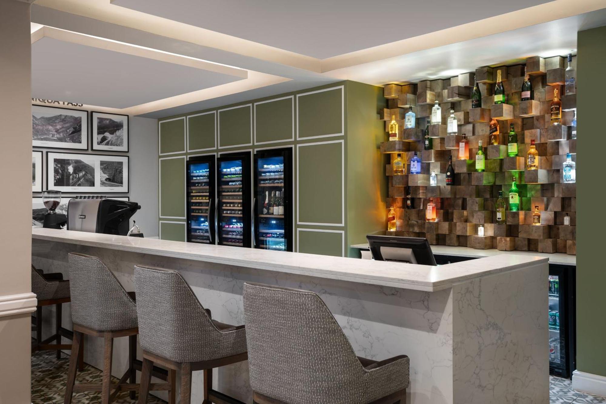 Protea Hotel By Marriott George King Джордж Екстериор снимка
