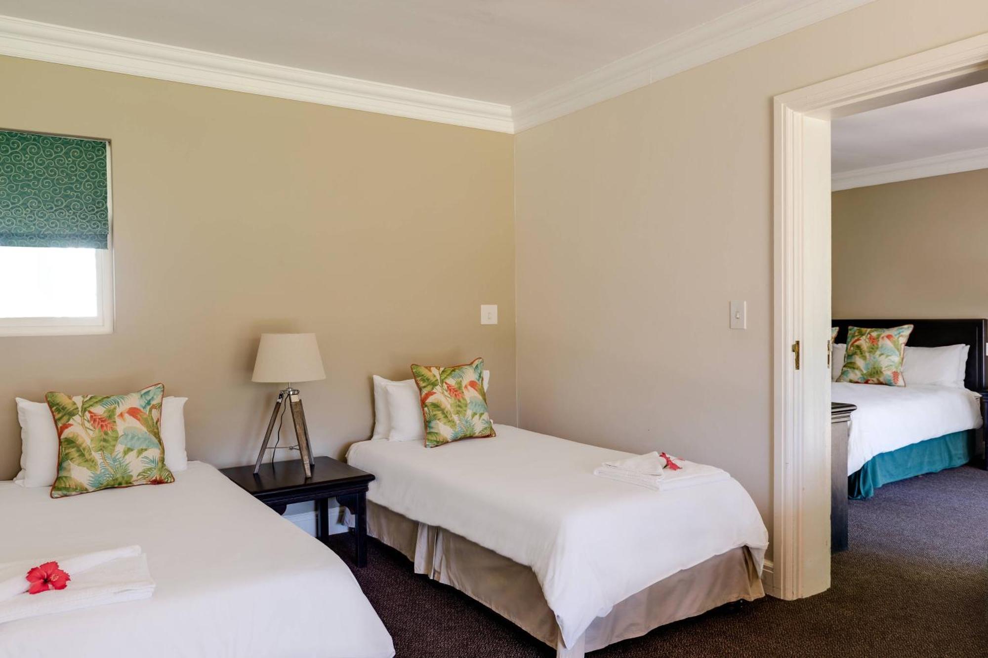 Protea Hotel By Marriott George King Джордж Екстериор снимка
